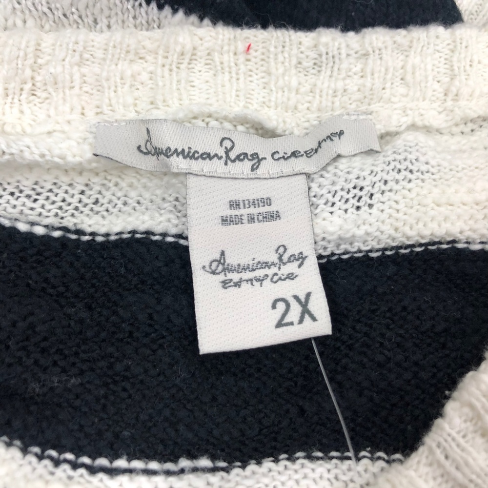 American Rag Sweater - Picture 4 of 6